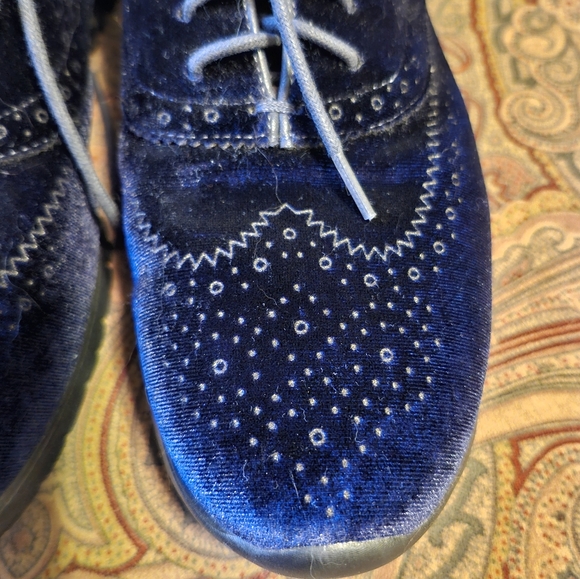 ZEROGRAND Dress Shoes - Picture 2 of 8